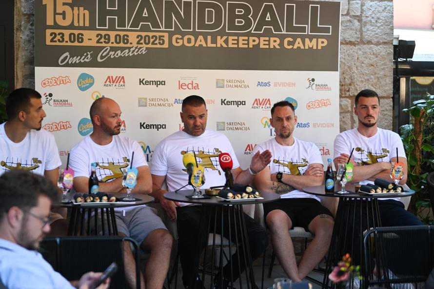 Na 15. kamp za rukometne golmane u Omišu stigli Gerard, Mandić, Ivić, Hallgrimsson...