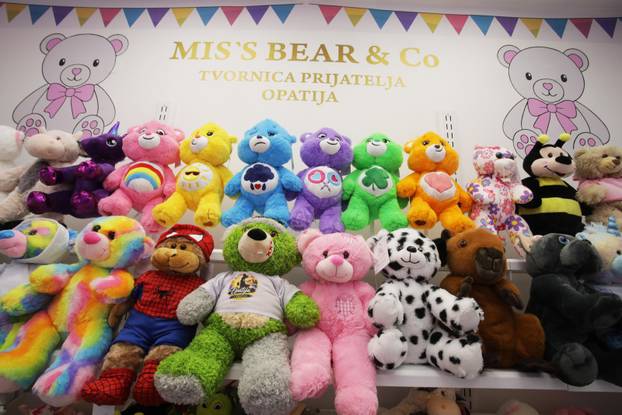 24sata Opatija: Trgovina Miss Bear & Co za vlastoručnu izradu plišanaca