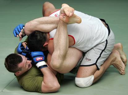 FOTO Legendarni Cro Cop slavi jubilarni 50. rođendan!  Sjetite se njegove slavne karijere...