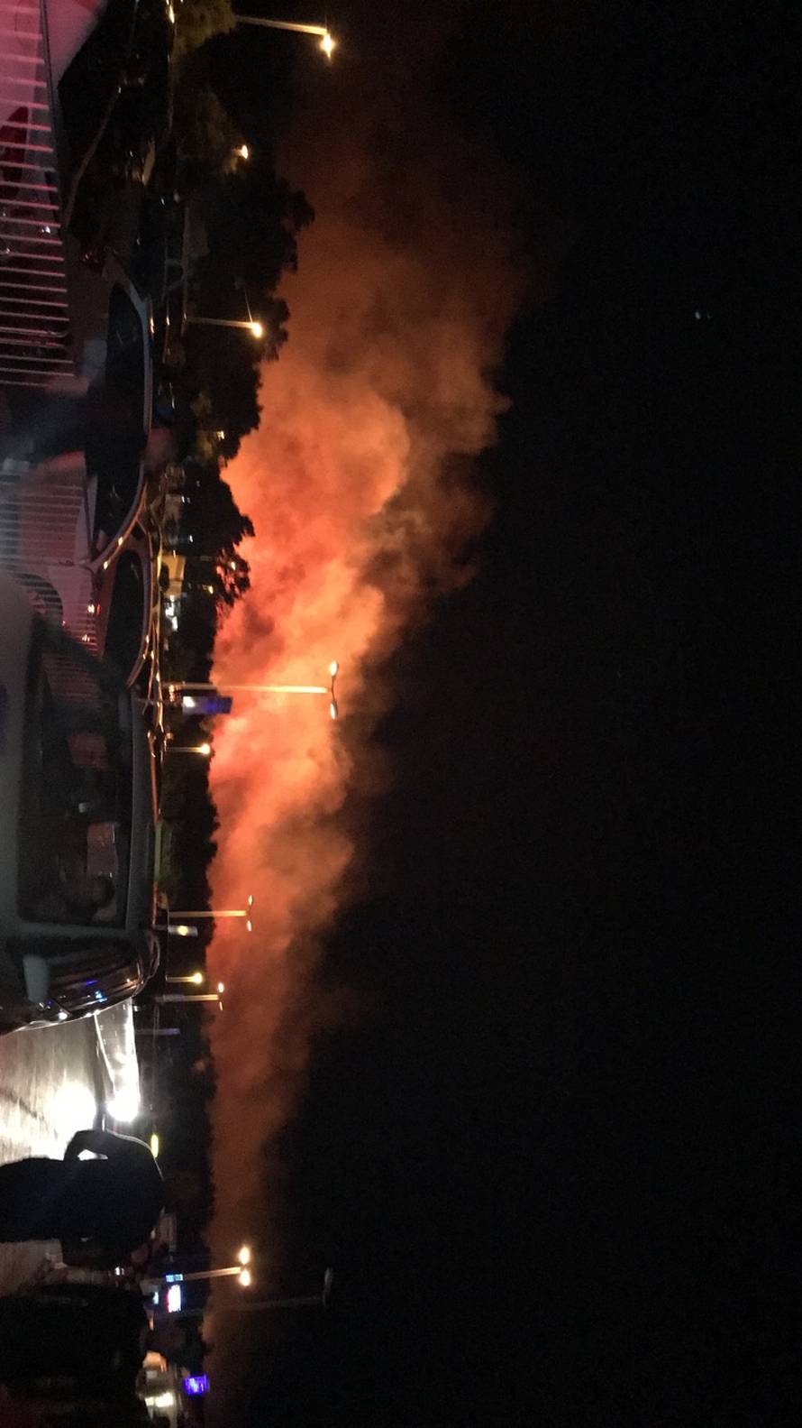 Buktinja na Zrću: Gorjelo cijelu noć, evakuirali su 10.000 ljudi