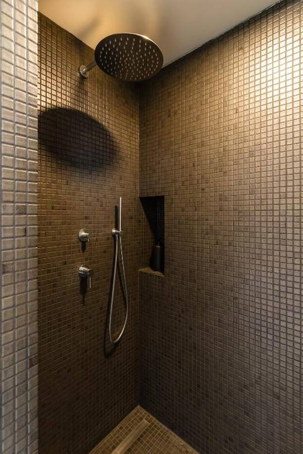 FOTO Ovako izgleda vila bivšeg potpredsjednika HDZ-a. Noćenje 1100 eura, ima bazen, saunu...