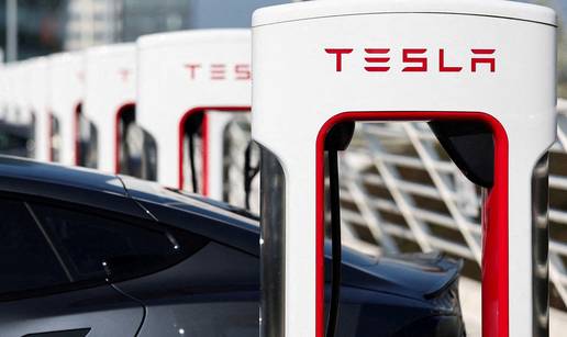 Tesla je pretrpjela pad od 45 posto u EU, druga e-vozila zabilježila su porast registracija
