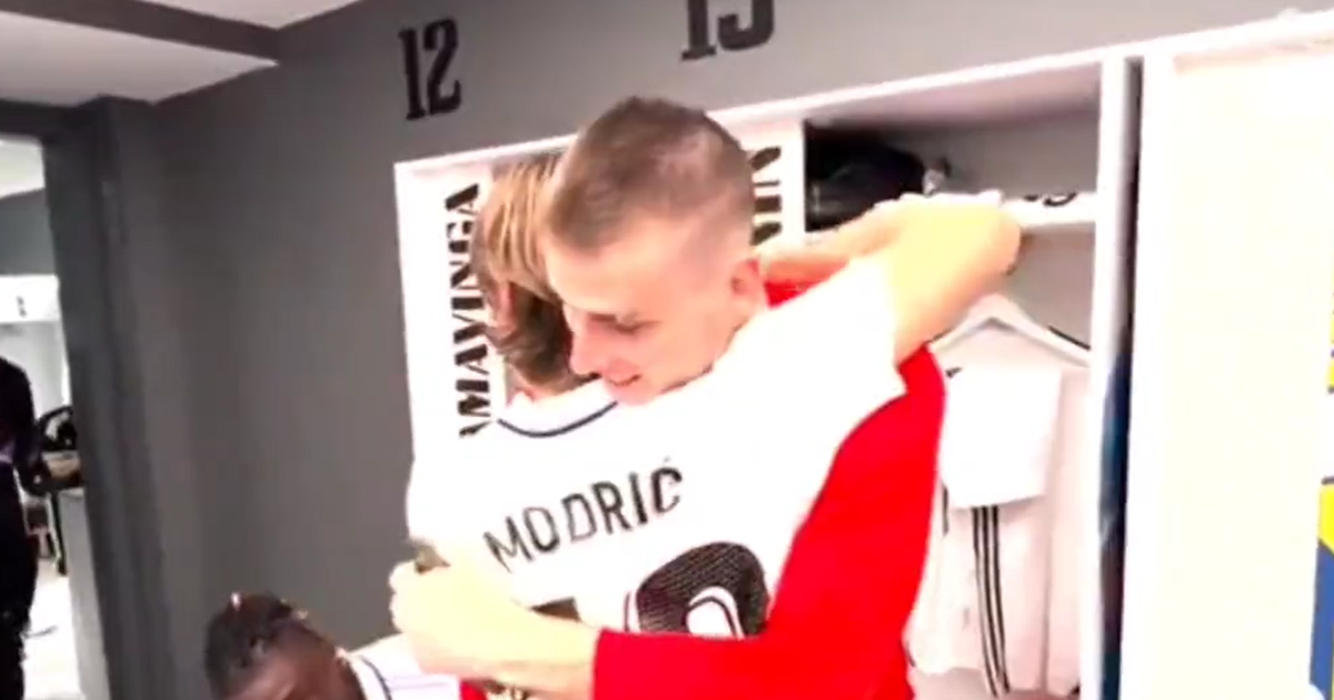 VIDEO Razdragani Modrić išao po svlačionici i grlio suigrače, jedan ga baš i nije doživio…