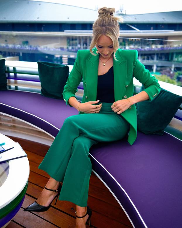 FOTO Napravila gaf uživo koji je obišao Europu. Atraktivna TV voditeljica ljubi Kovačeva šefa