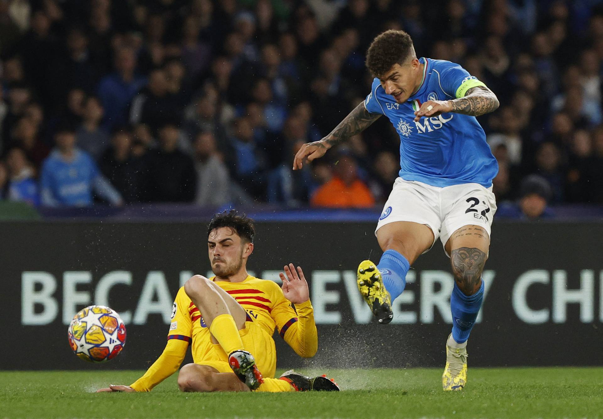 Champions League - Round of 16 - First Leg - Napoli v FC Barcelona