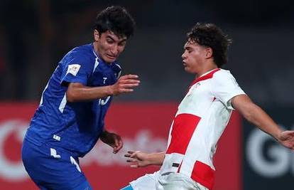 Hrvatska - Uzbekistan 1-1 (3-4): Mladi 'vatreni' u suzama idu kući, presudili jedanaesterci