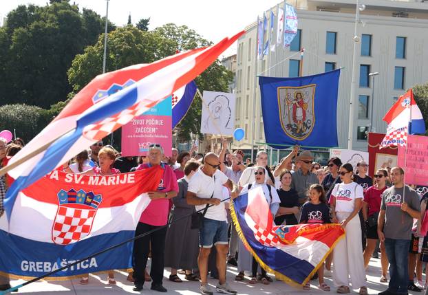 Prvi put u Šibeniku održan Hod za život