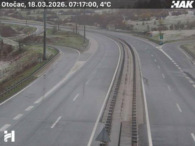 FOTO Snijeg pao na Sljemenu, zatrpana i A6, šleperi ne smiju prema Istri, pogledajte snimke