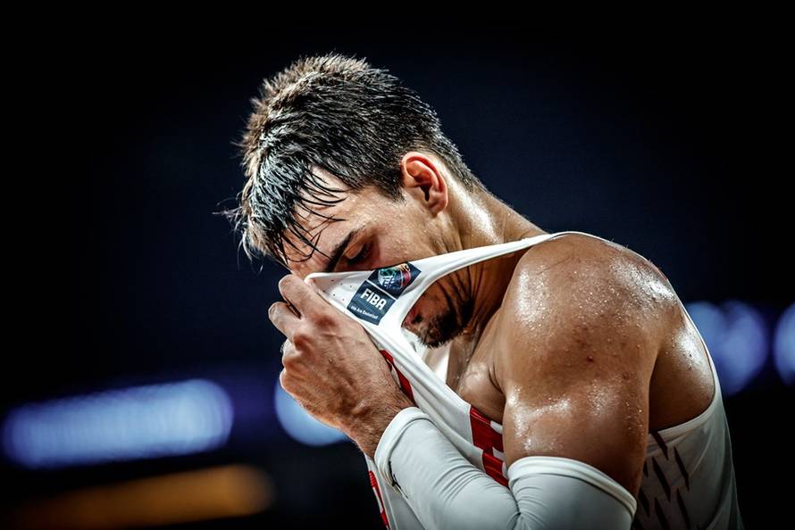 Uznemirujući sadržaj: Video u kojem se Šved igra s našima...