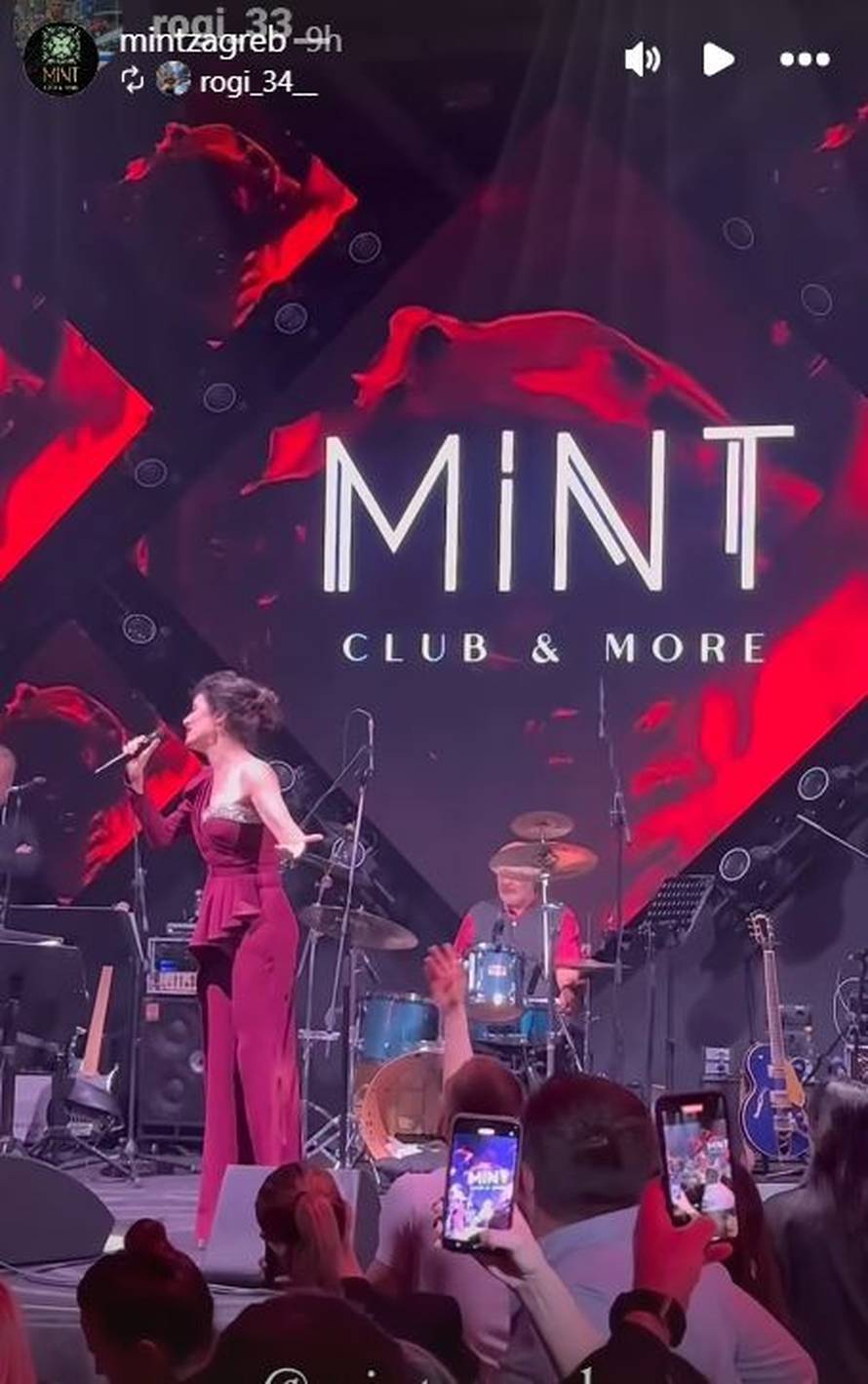 Fanovi ljuti! Doris Dragović je prekinula koncert u Zagrebu, iz kluba tvrde: 'Ma, kabel je kriv'