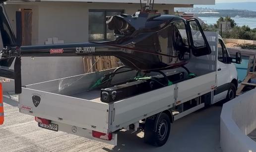 Splitom se &scaron;iri pri&ccaron;a da danas influenceri iz helikoptera bacaju eure po gradu. Evo detalja...