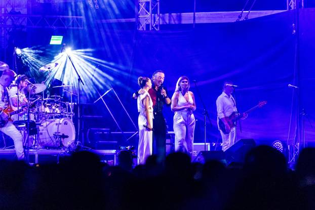 Koncert Tonija Cetinskog u pulskoj Areni