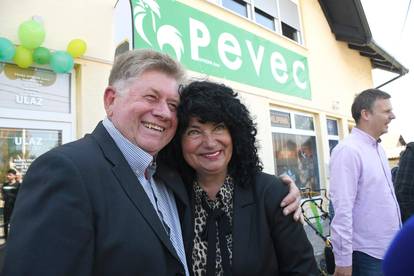Vrbovec: Višnja i Zdravko Pevec ponovno otvorili svoju trgovinu i vraćaju se na tržište