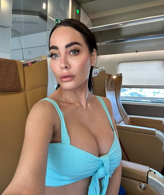 FOTO Paola je seksi model, ali tvrdi da od toga nema ništa: 'Dugo nisam vodila ljubav...'