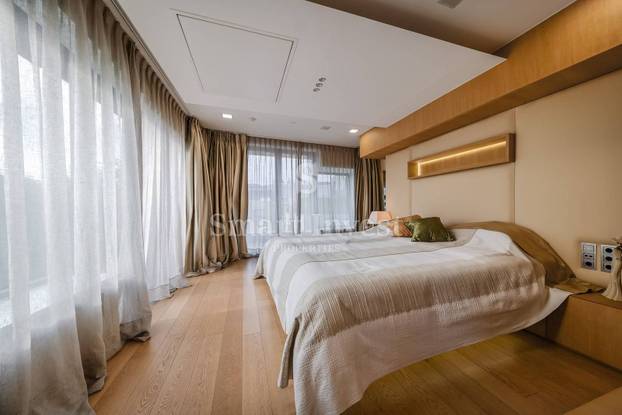 Prodaju penthouse u Zagrebu: TV se spušta sa stropa, privatni lift, sunčalište... Cijena je hit!