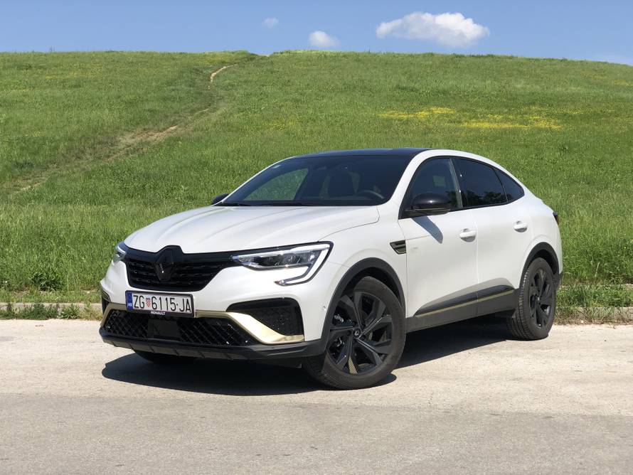 Testirali smo Renault Megane Conquest Hybrid: Jedan od najštedljivijih auta u klasi
