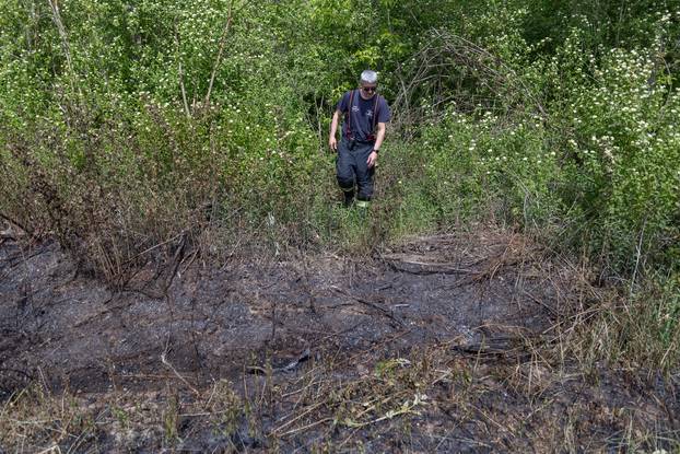 Valpovo: Vatrogasci gasili požar na 50 mjesta, policija istražuje je li podmetnut