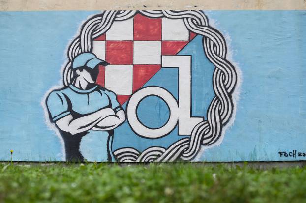 Murali i grafiti Bad Blue Boysa posvećeni Dinamu