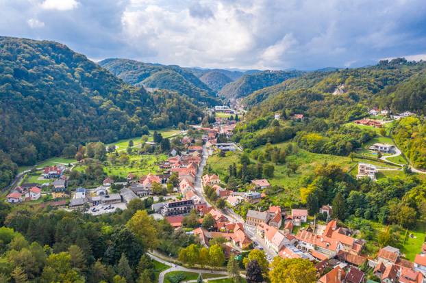 Panorama,Of,Town,Of,Samobor,In,Croatia,,Green,Countryside,Landscape