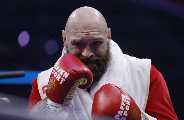 Oleksandr Usyk v Tyson Fury - Heavyweight World Title