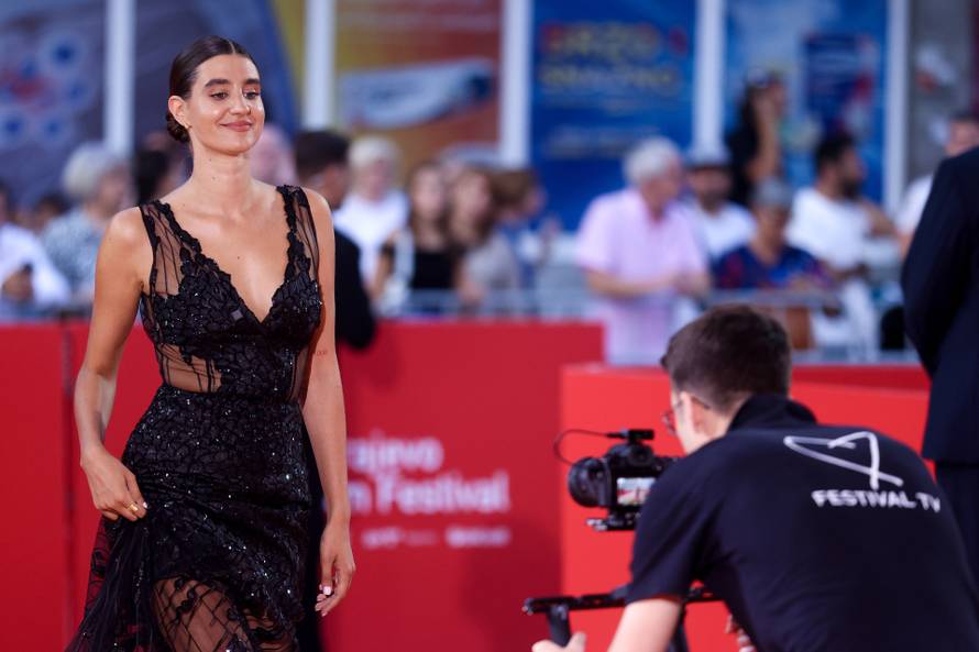 Regionalne zvijezde prošetale crvenim tepihom posljednjeg dana Sarajevo Film Festivala