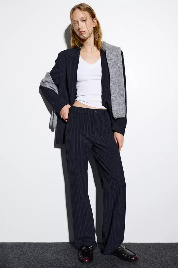 Hit ženska odijela po povoljnim cijenama koje morate imati