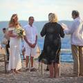 Ljubav je na Bolu: Njemački par vjenčao se na plaži 'Zlatni rat'