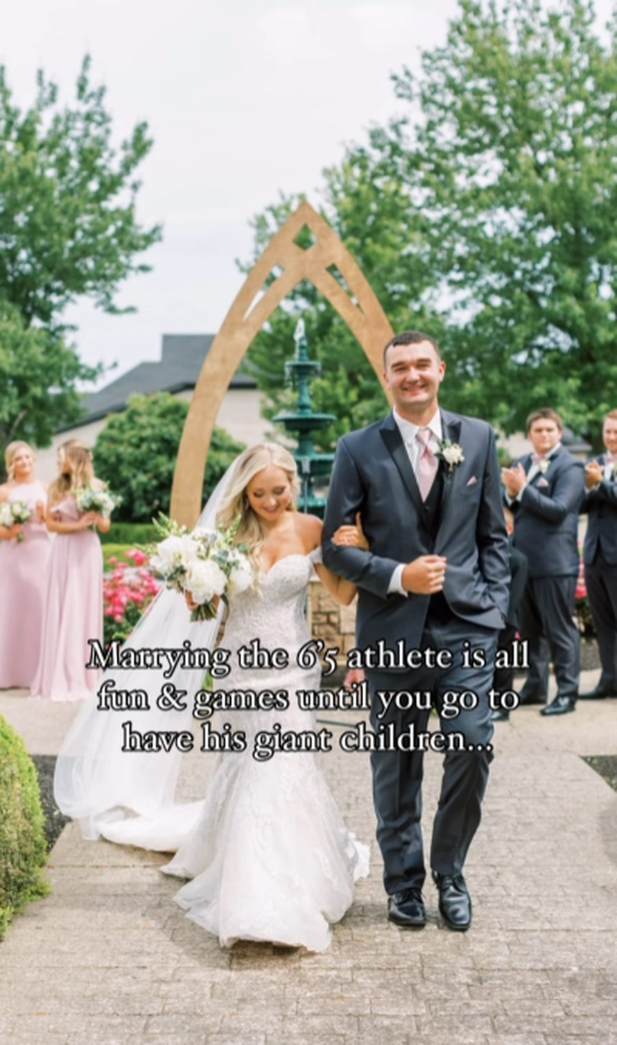 Ja sam niska, a udala sam se za dvometraša, u trudnoći sam se doslovno 'udvostručila'