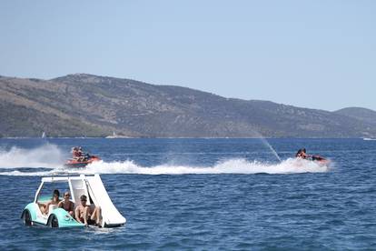 Čiovo: Plaže u Okrugu Gornjem su u podne prepune kupača