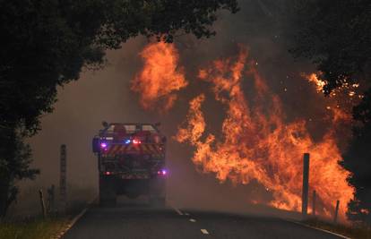 Opasno po zdravlje: Sydney obavijen dimom velikih požara