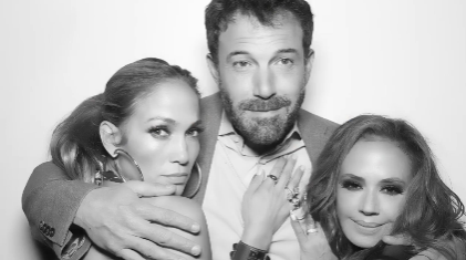 J.Lo i Ben Affleck objavili fotku strastvenog poljupca na jahti
