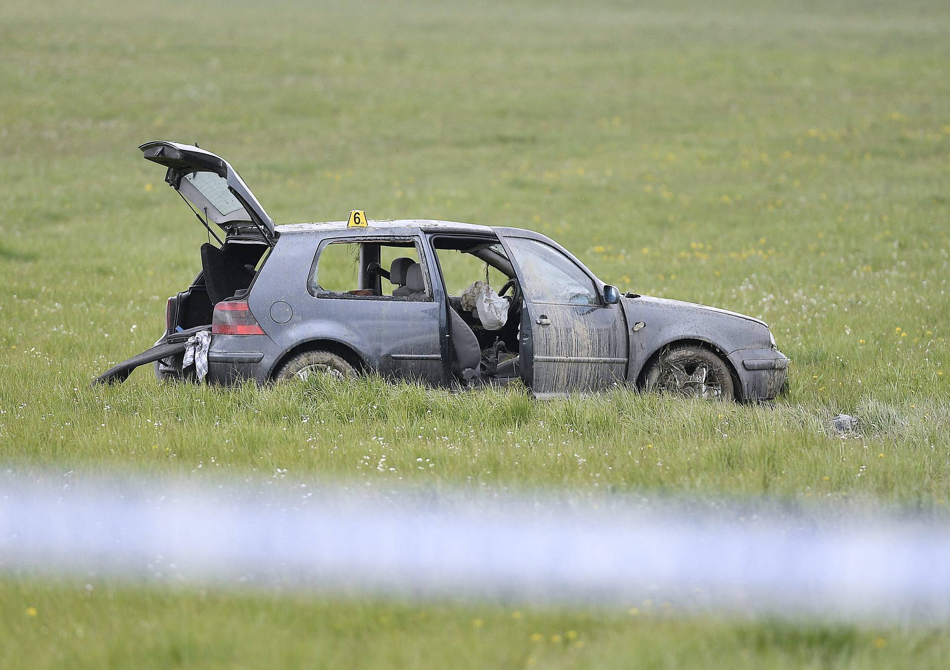 Sv. Ivan Zelina, 20.04.2021 - U slijetanju automobila sa ceste u Tomasevcu jedna osoba smrtno stradala