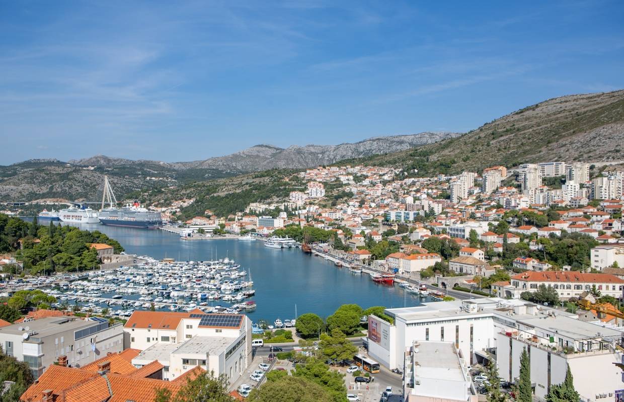 Stranci u Hrvatskoj kupili 50% više nekretnina nego 2020.