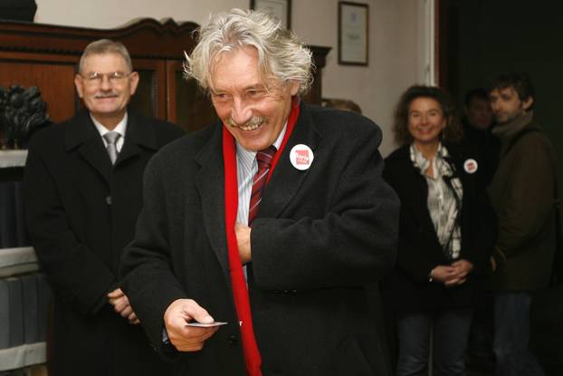 Beli Manastir: Predsjedni?ki kandidat Boris Mikši? obavio svoju dužnost