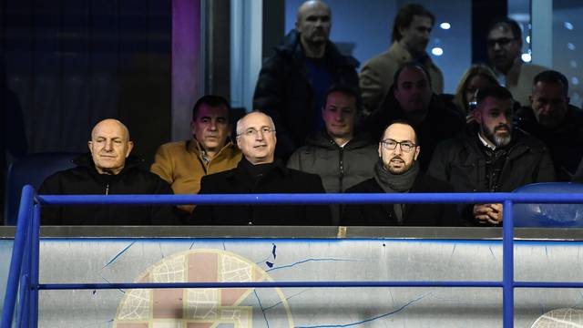 Zagreb: Dinamo i Hajduk s tribina bodre Tomašević i Puljak