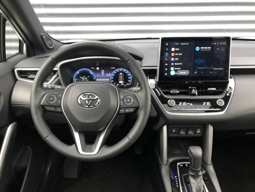 Toyota Corolla Cross: Ovaj auto je ono što je nekada bio RAV4