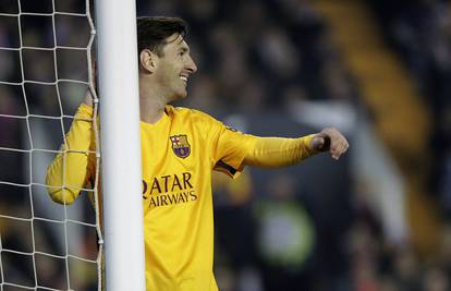 Valencia iznenadila Barcelonu, Real ostao na 4 boda minusa...