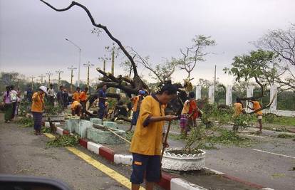 Vlada Mianmara znala je da im stiže razorni ciklon?
