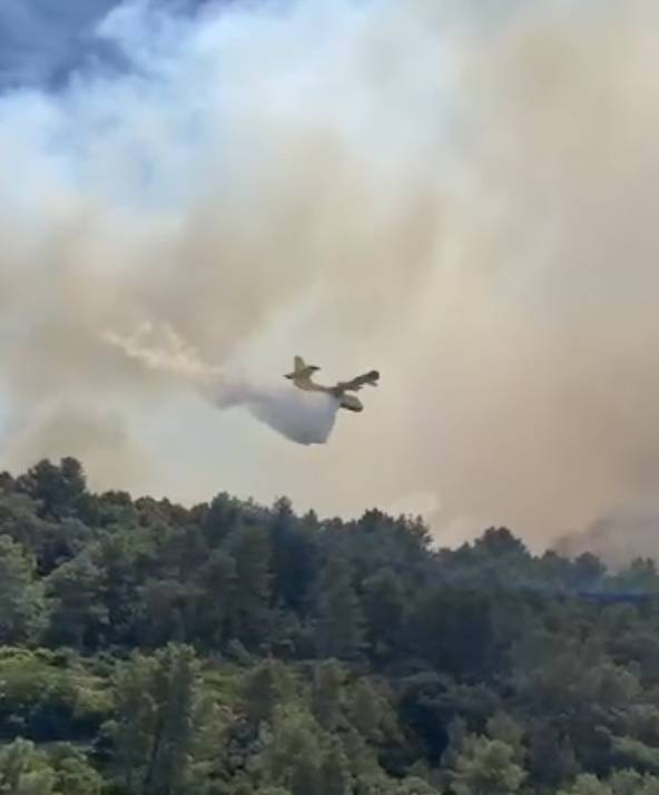 Vatrogasci lokalizirali velike požare na Braču i Hvaru, sve snage dežurale su cijelu noć