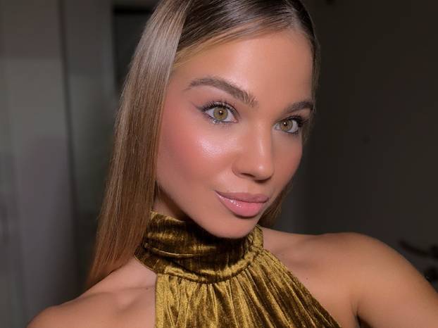 FOTO 'Vatreni' ju je zaprosio i dugo skrivao od javnosti: Čekao sam tri mjeseca da mi odgovori