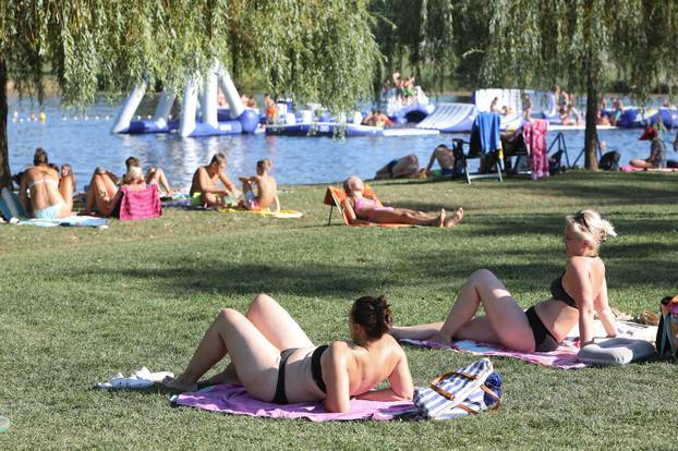 Karlovac: Osvjezenje na rijeci Korani