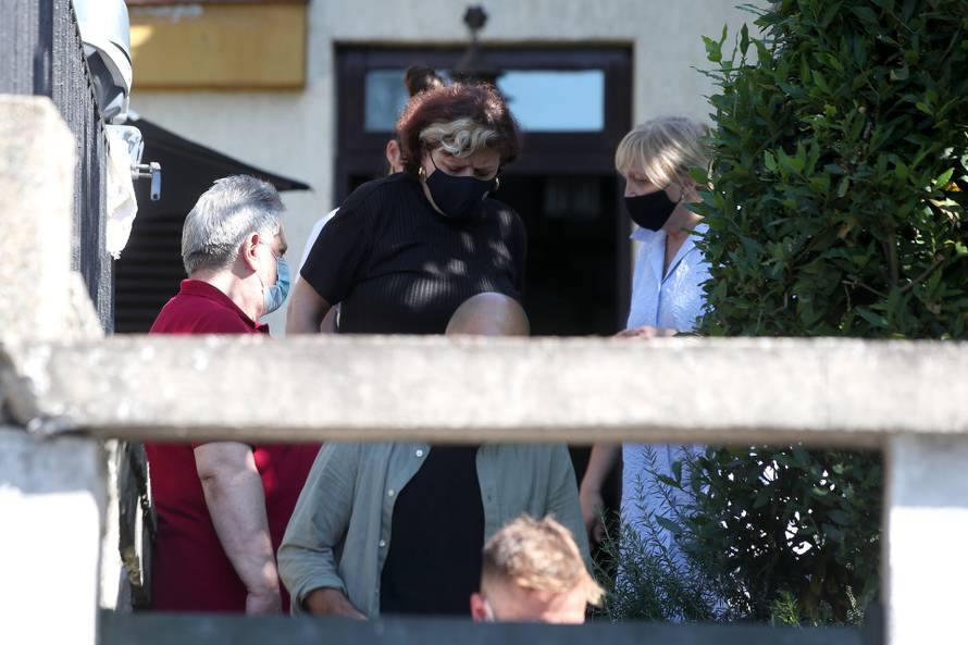 VIDEO Pogledajte kako policija privodi ravnatelja HRT-a Bačića