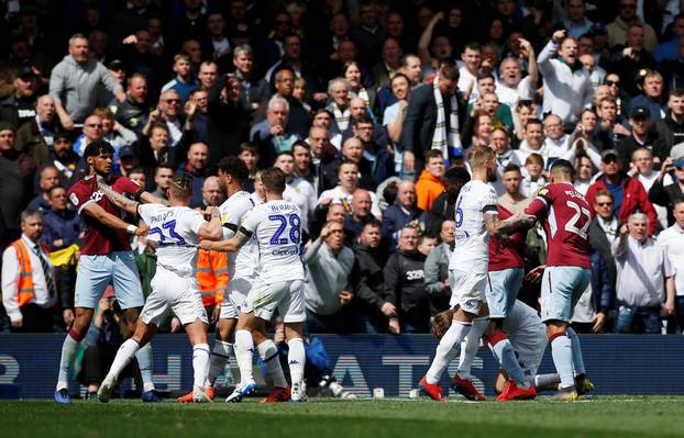 Championship - Leeds United v Aston Villa