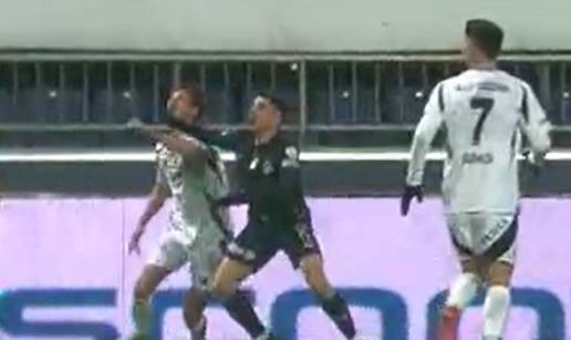 VIDEO Brekalo u 90. minuti skrivio penal u Turskoj. Njegova momčad ostala je bez pobjede...