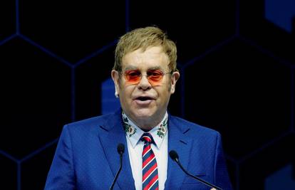 Elton John u suzama prekinuo koncert: 'Izgubio sam glas...'