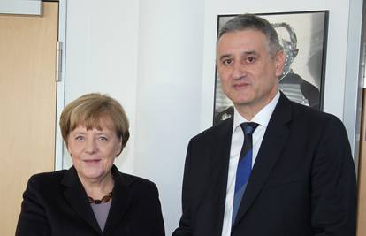 Podržala je HDZ na izborima: Karamarko se susreo s Merkel