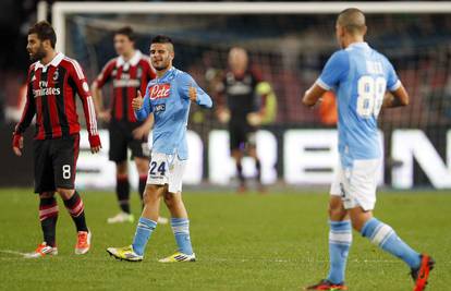 El Shaarawy s dva gola donio bod Milanu kod Napolija...
