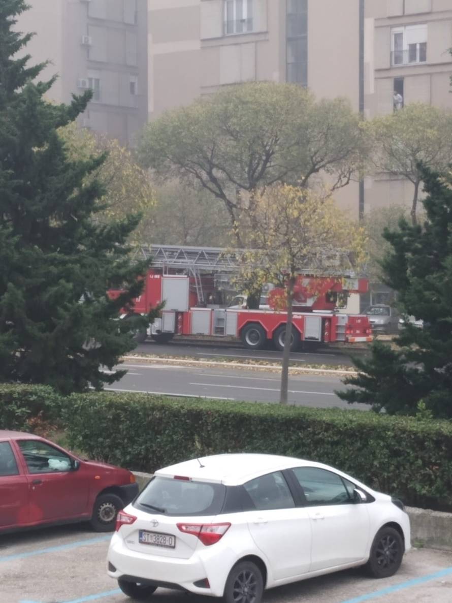 Buktinja u Splitu: Izgorjeli stanovi, petero ozlijeđenih