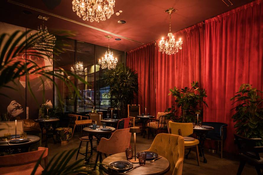 Bili smo na otvorenju Bar&Ton Rougemarin bistroa u MSU-u: Evo kakve vas delicije očekuju