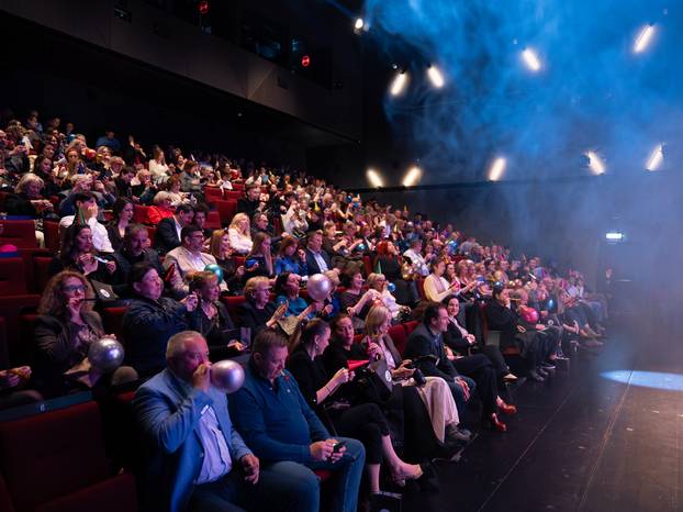 FOTO Daria Lorenzi Flatz imala premijeru monodrame: Evo tko je sve od poznatih došao...